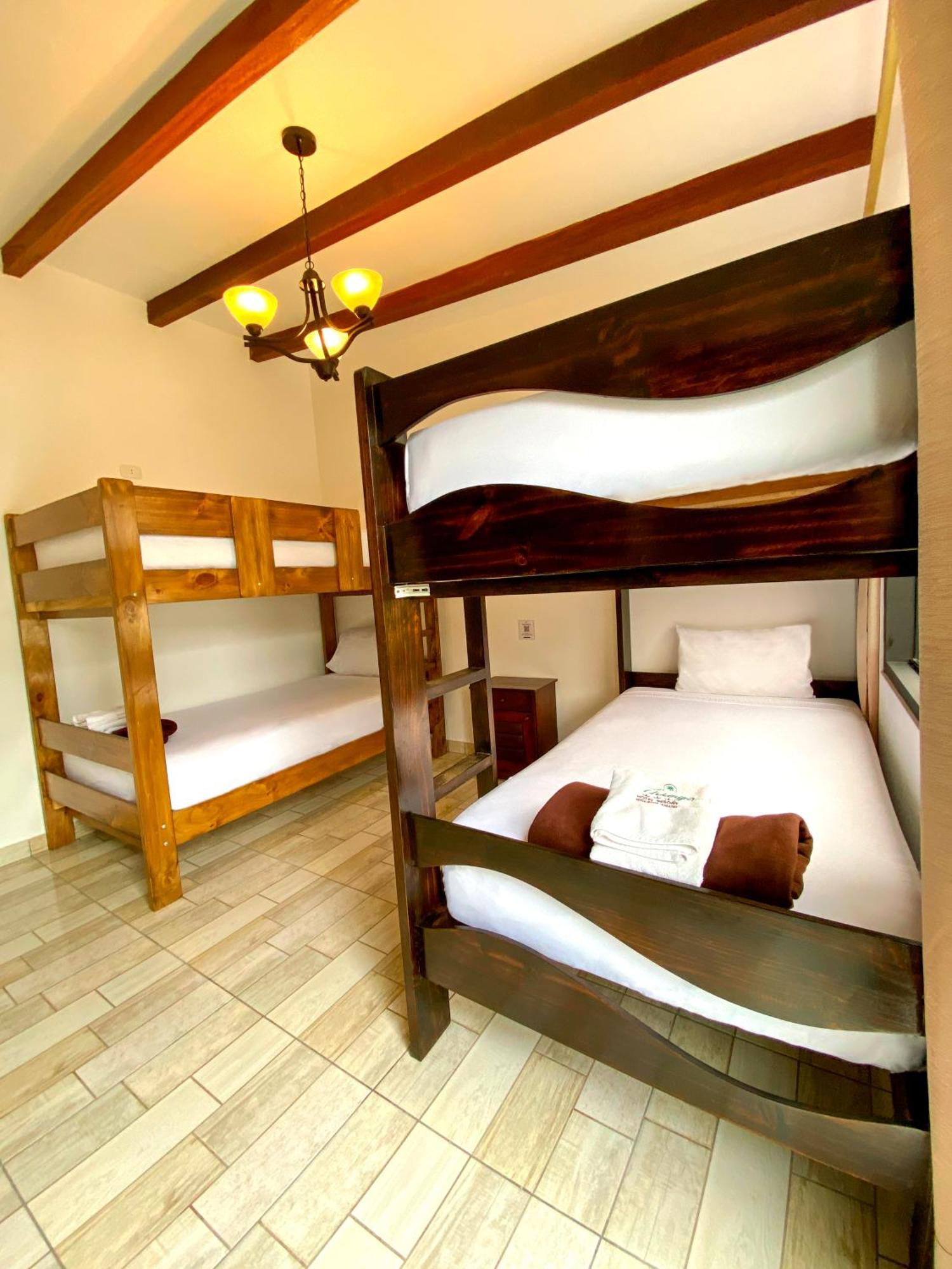 Hotel Resort Thiago Chincha Alta Exteriér fotografie